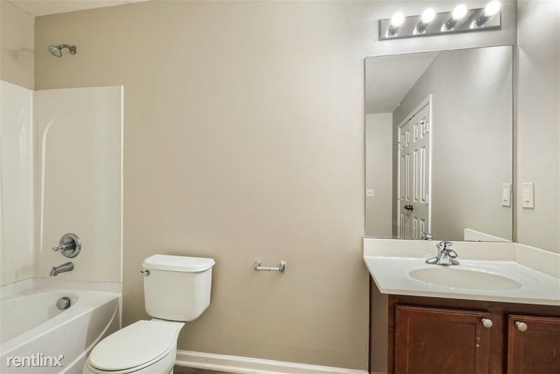 383 Roseglen Dr Nw Unit - Photo 14