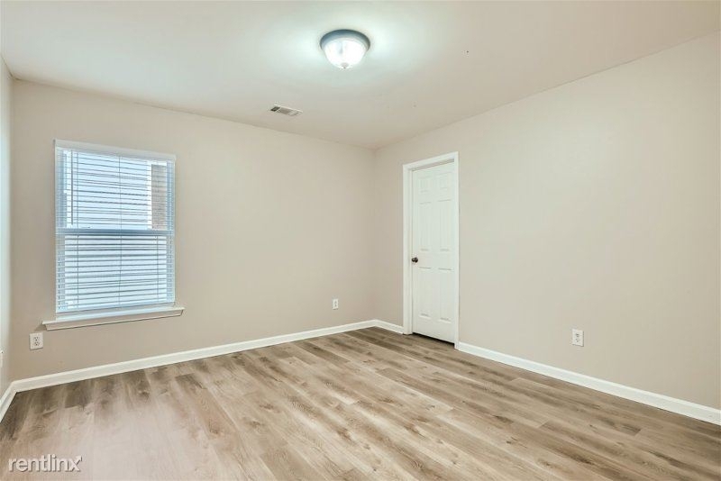 383 Roseglen Dr Nw Unit - Photo 9