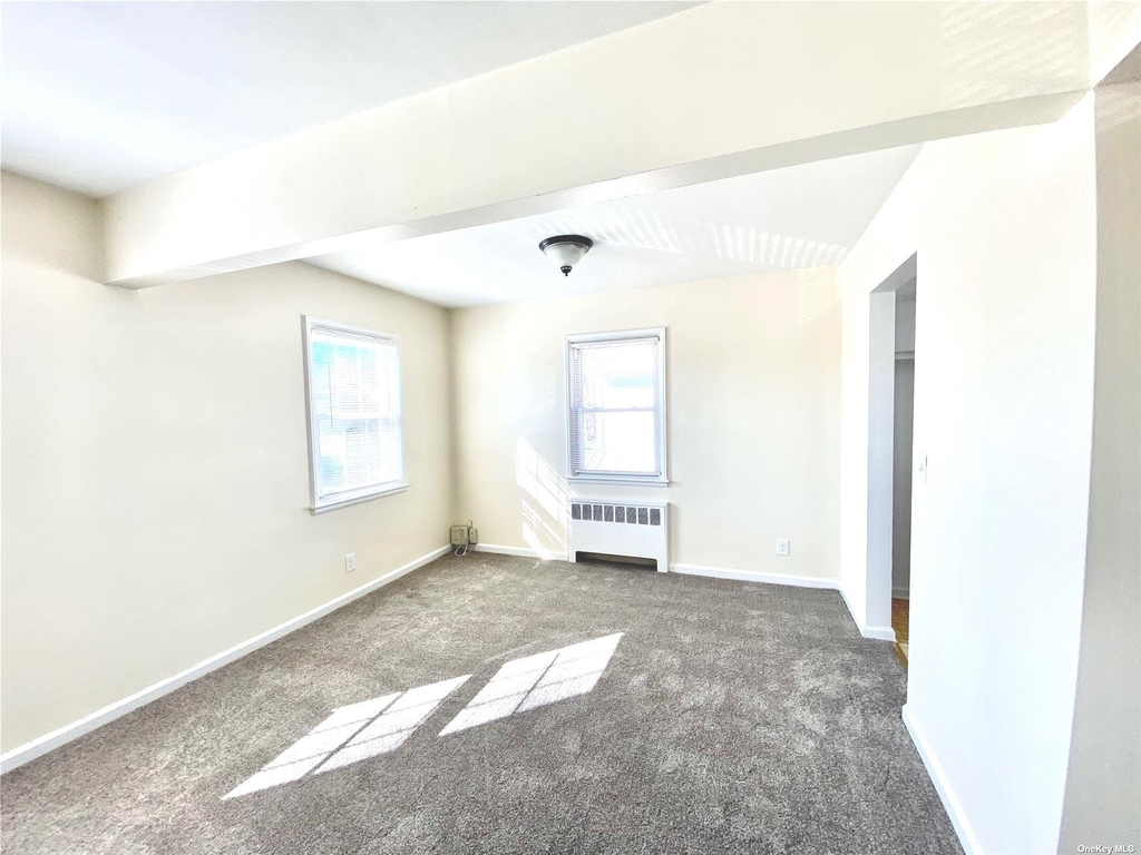 71 W Fenimore Street - Photo 2