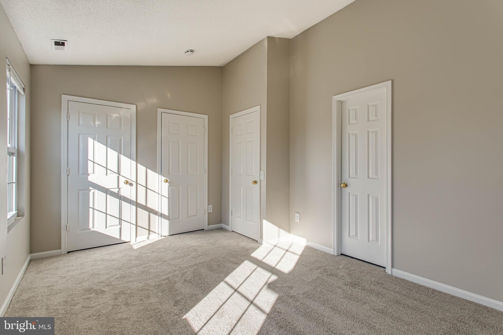 6510 Morning Glen Court - Photo 20