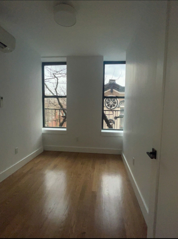 631 East 6th Street - Photo 6