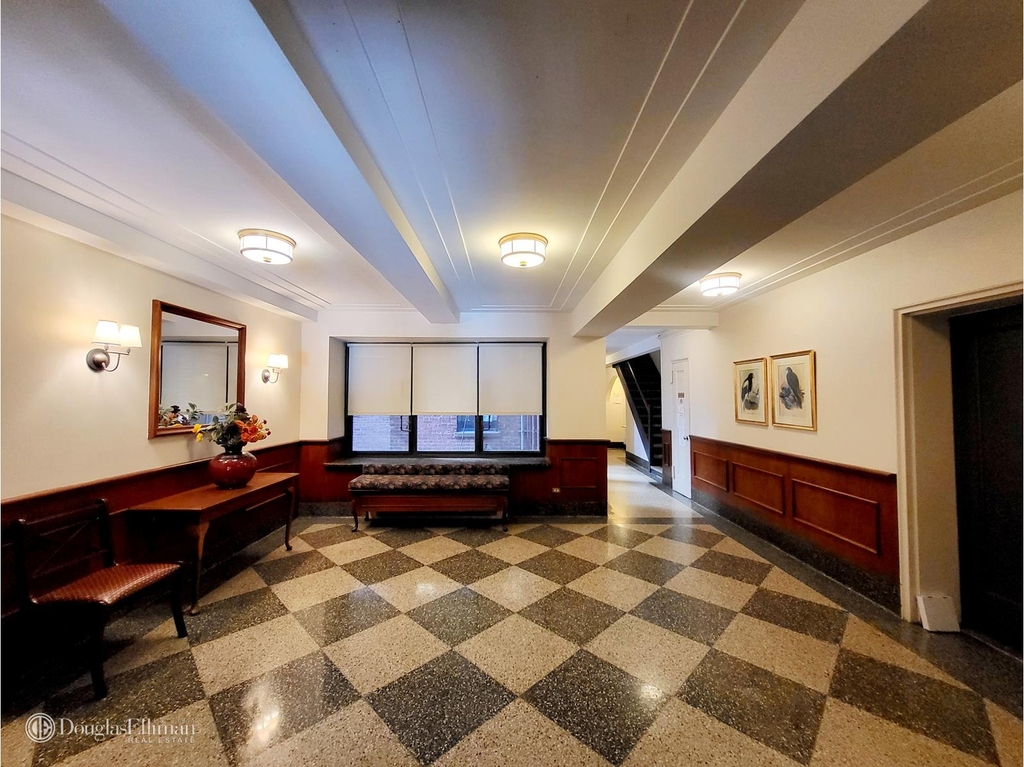 245 East 37th Street - Photo 5