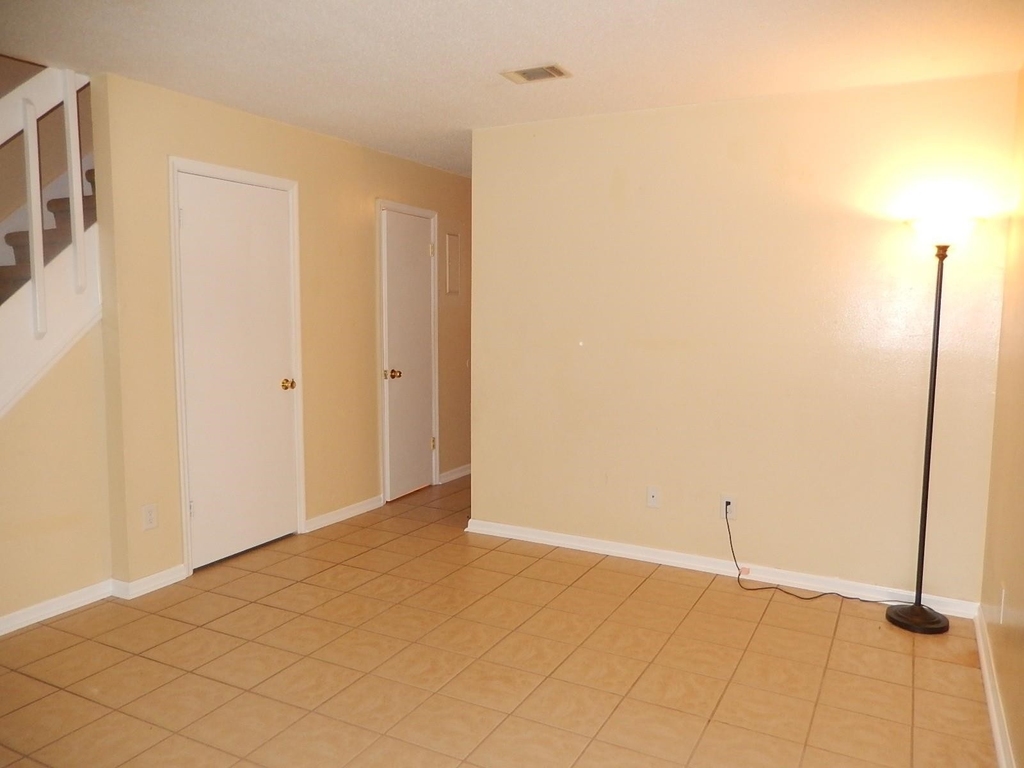 1811 Hartsfield - Photo 2