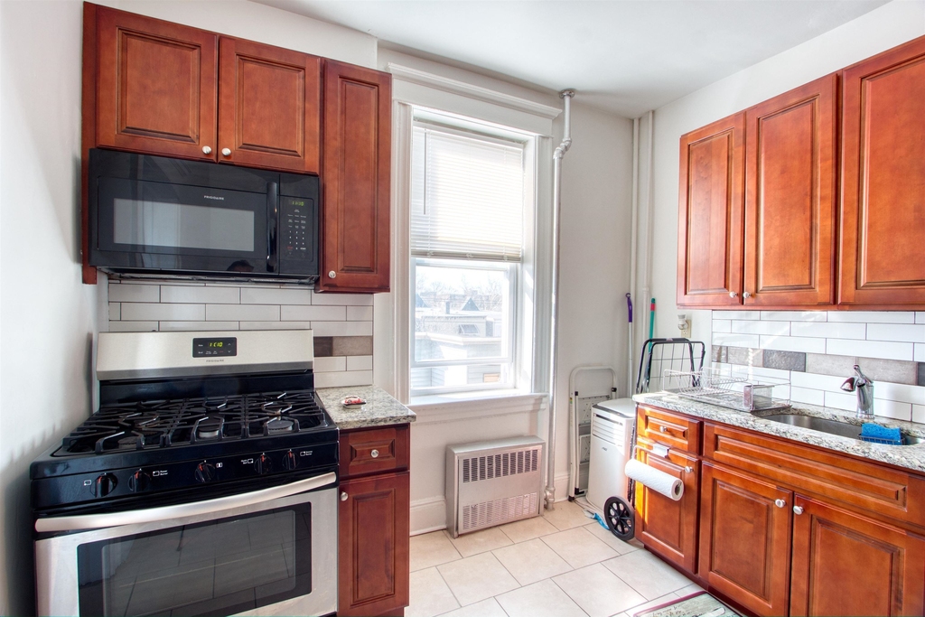 120 Dekalb Ave - Photo 4