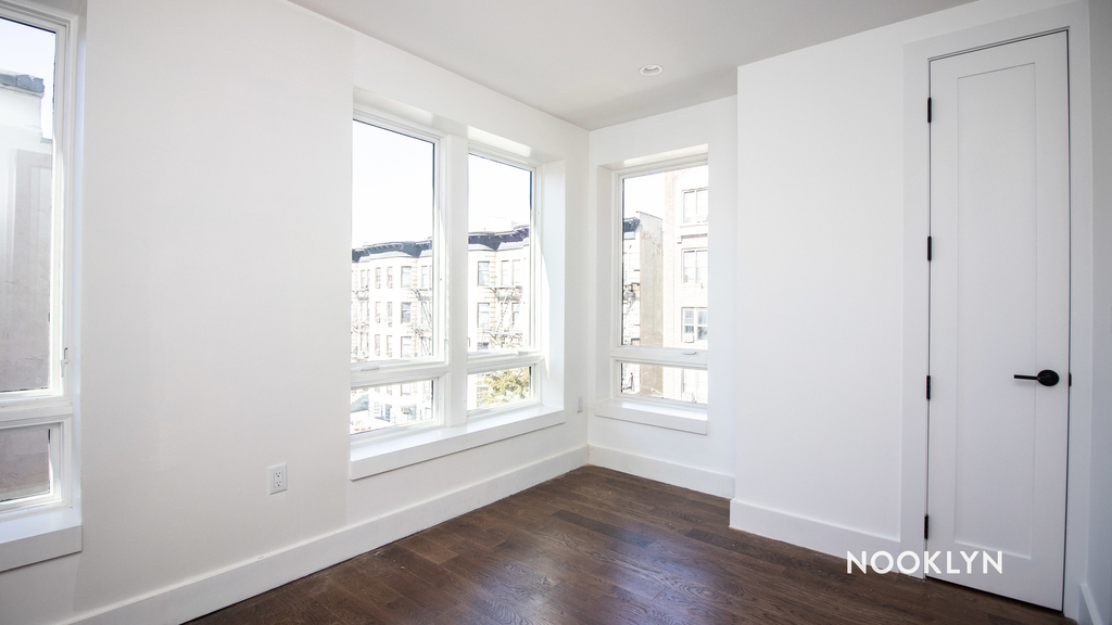 1054 Bushwick Avenue - Photo 7