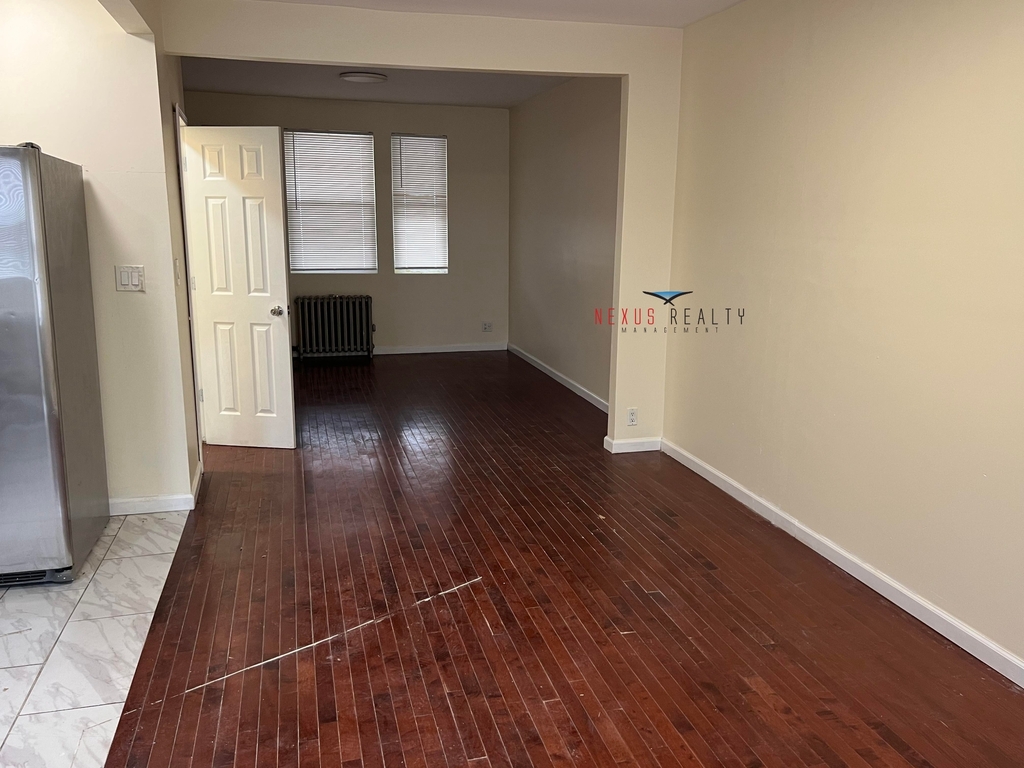 112-37 204th Street - Photo 11