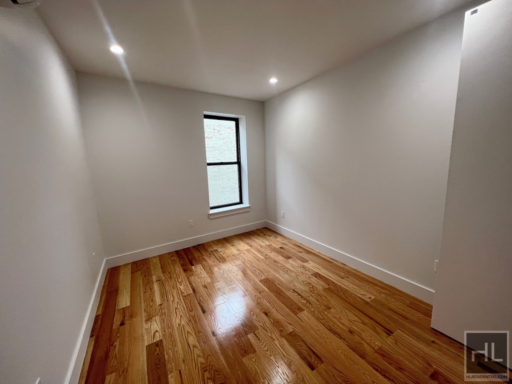 1250 Flatbush Avenue - Photo 12