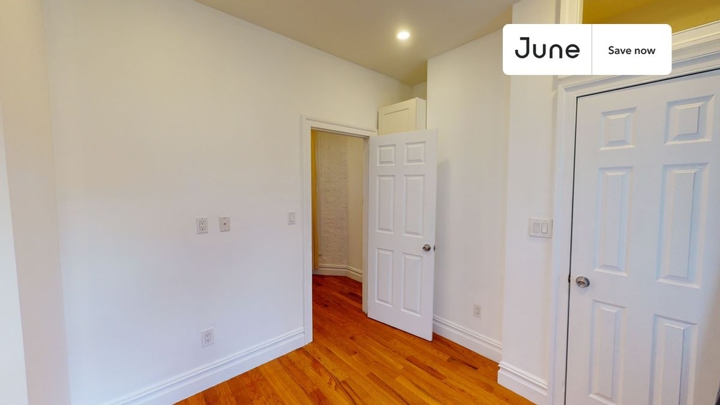 826 Ninth Avenue - Photo 10