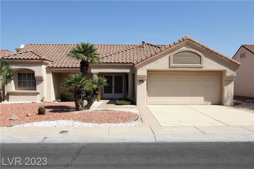 2600 Desert Glen Drive - Photo 1