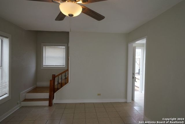 424 Natalen Ave - Photo 2