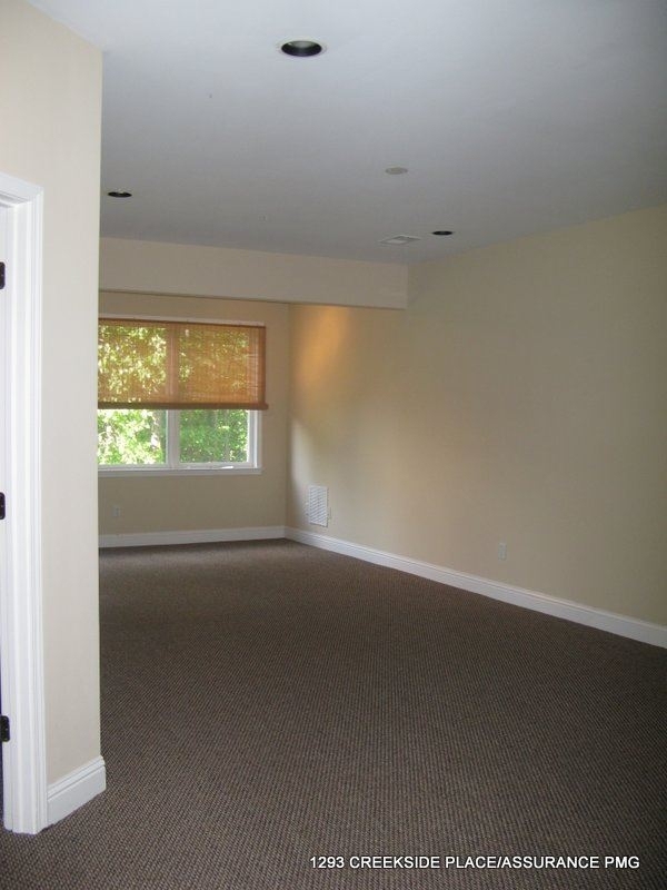 1293 Creekside Place - Photo 21