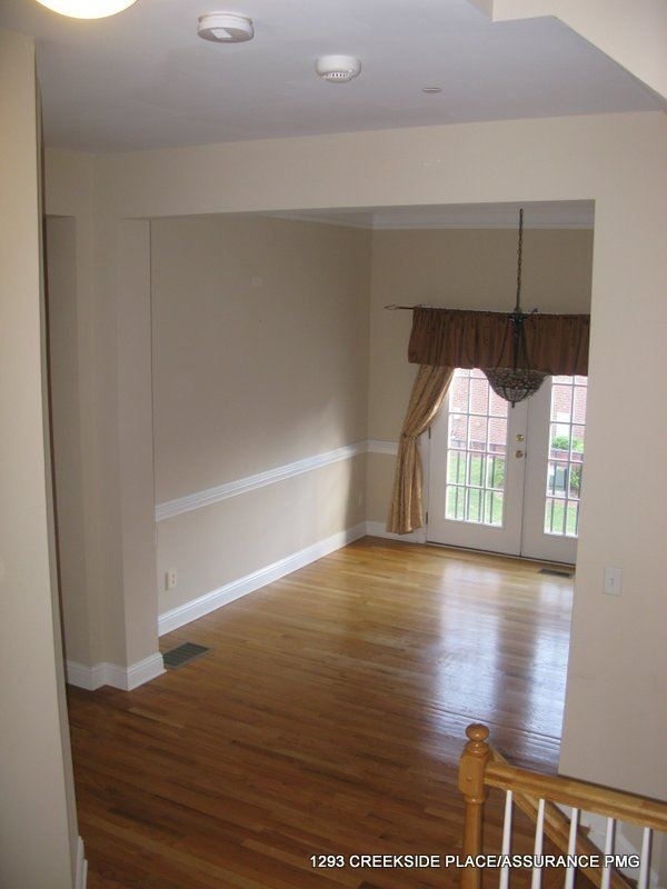 1293 Creekside Place - Photo 1