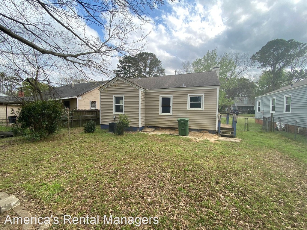 2053 Miller Street - Photo 35