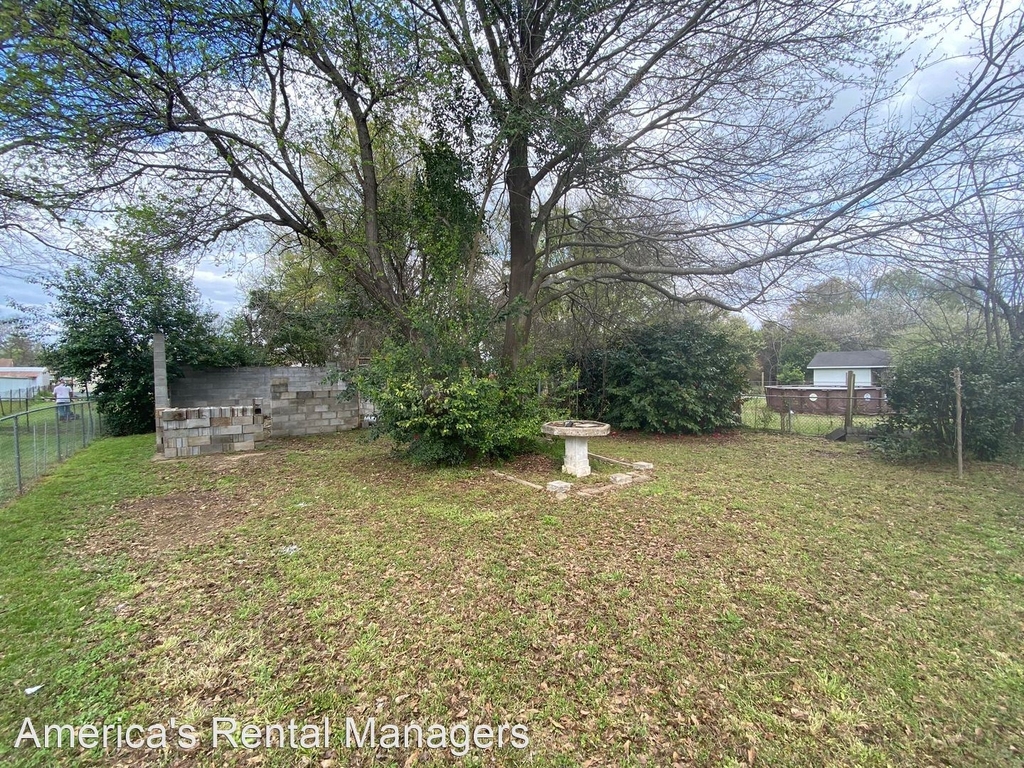 2053 Miller Street - Photo 34