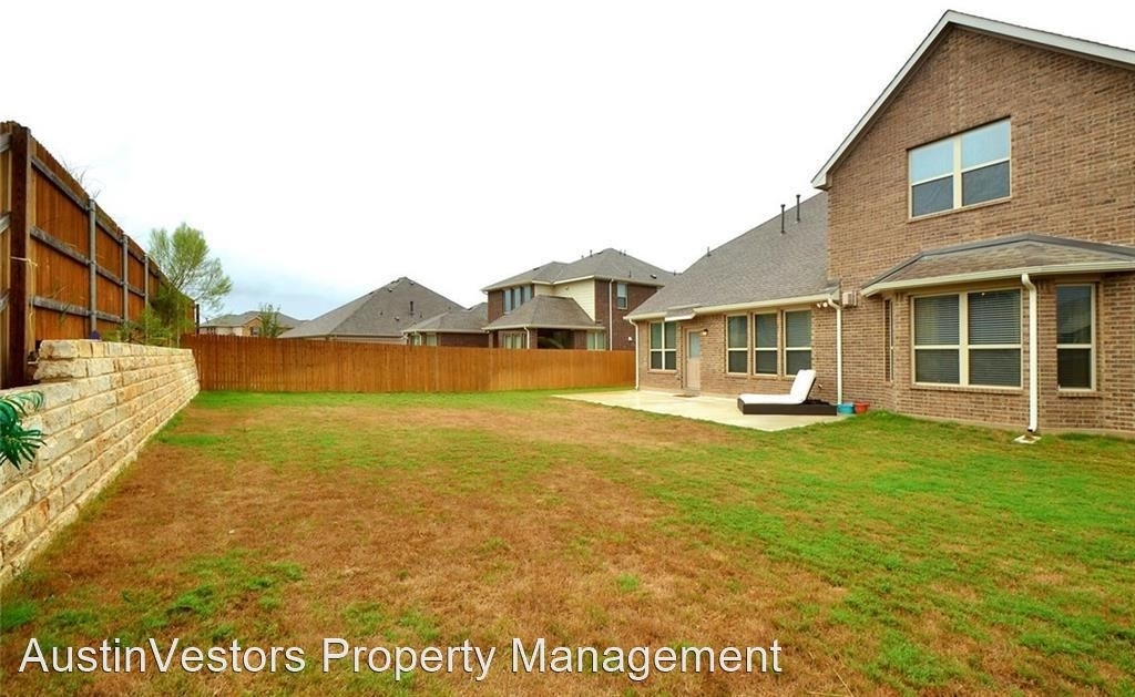 8408 Rocky Bluff Dr - Photo 29