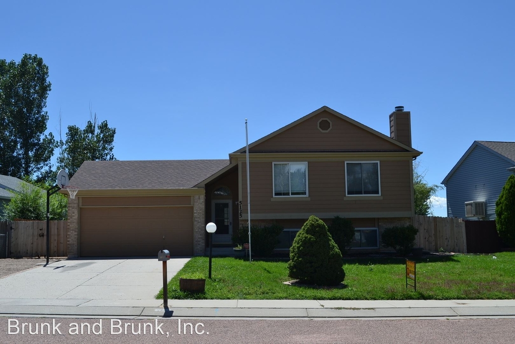 5125 Victory Road - Photo 0