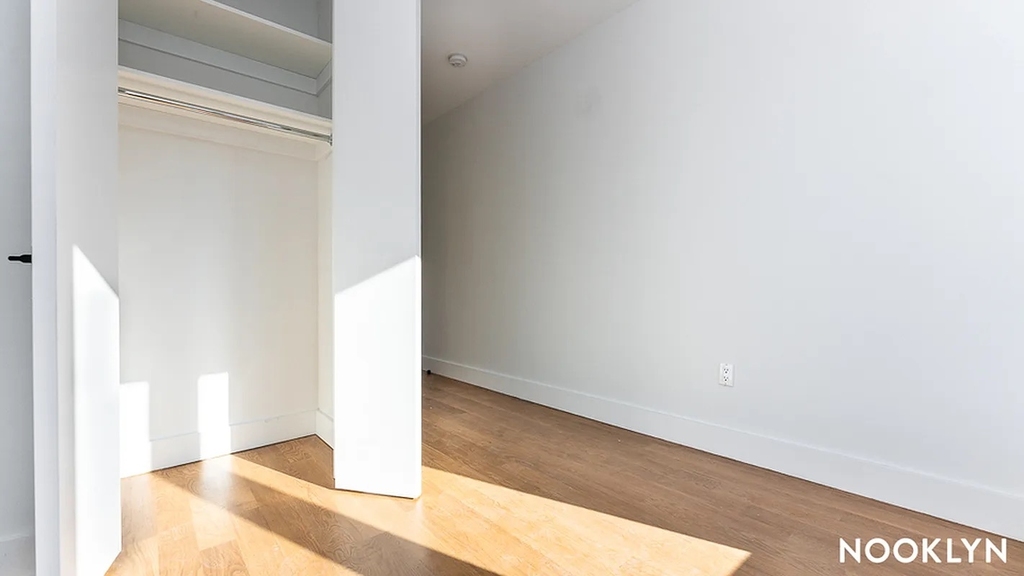 11 Lewis Avenue #4C - Photo 7