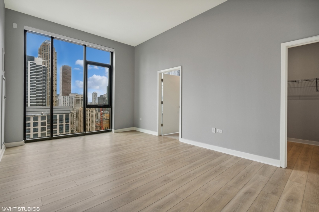 833 N Clark Street - Photo 27