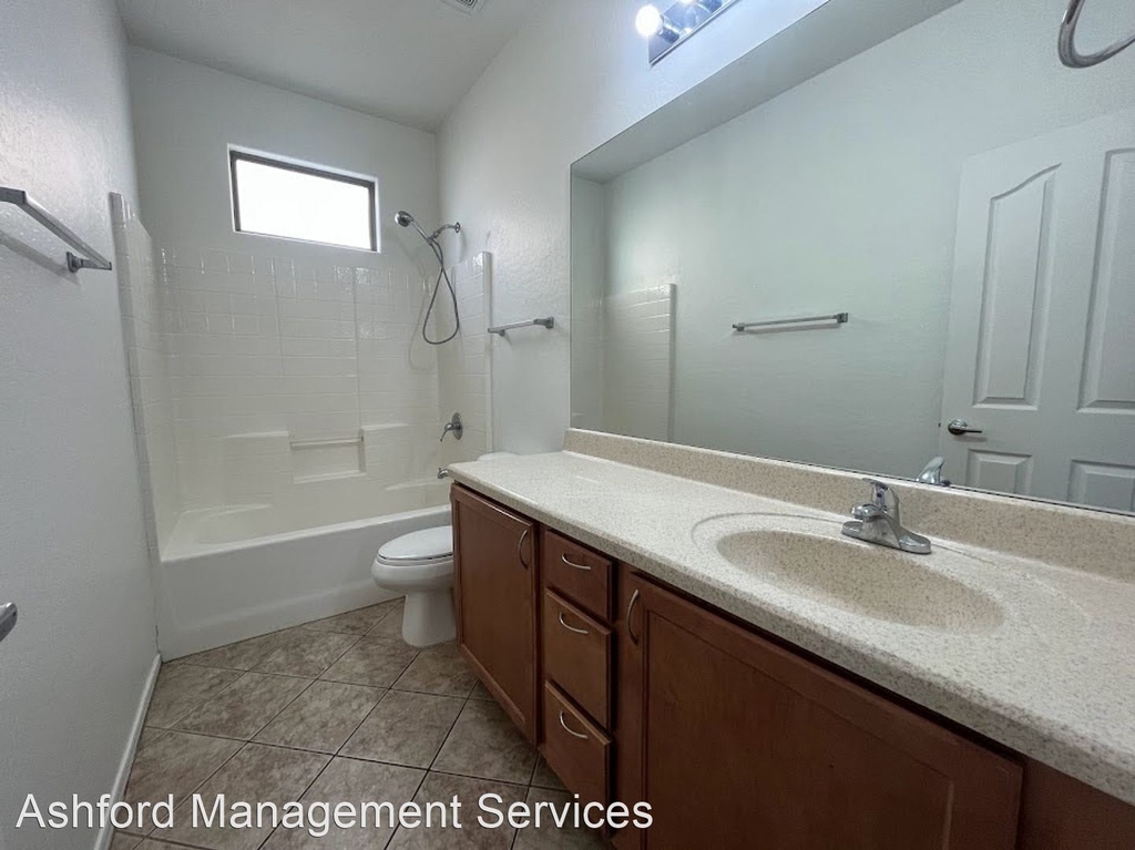 15923 N 73rd Ln - Photo 25