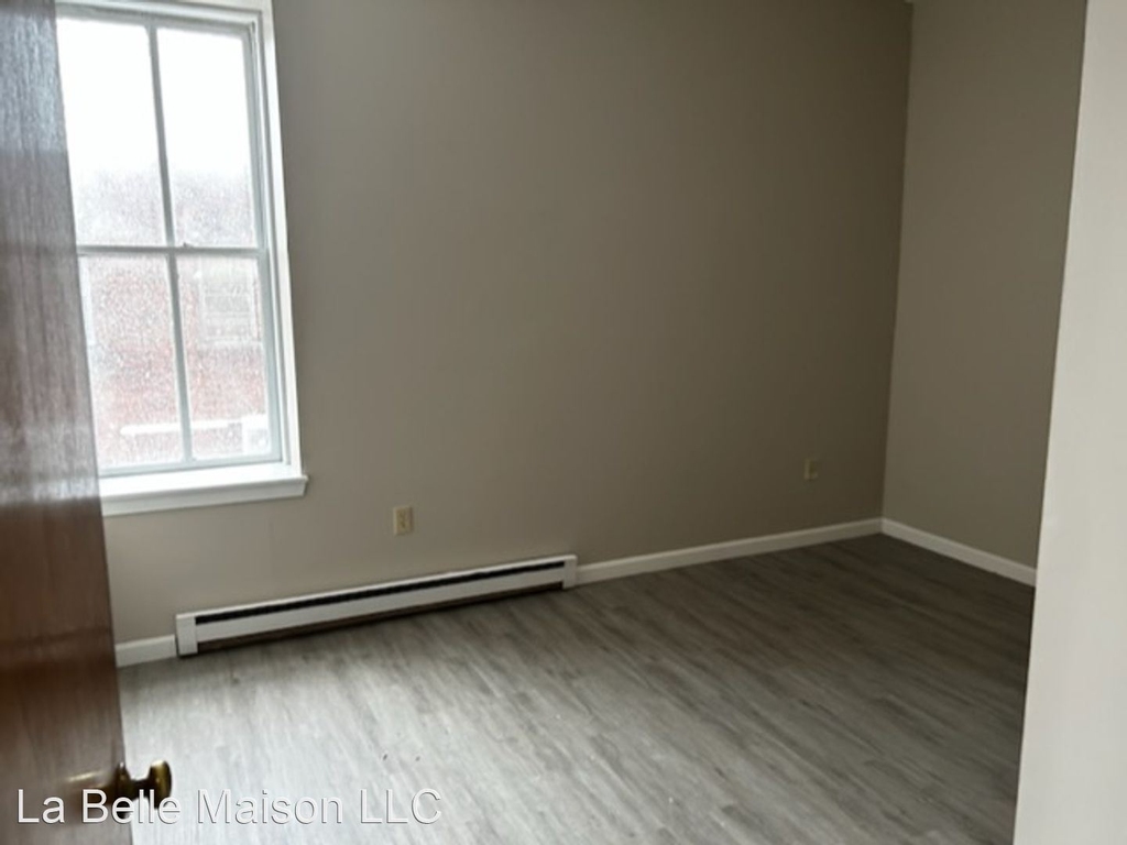 92 Gorham Street - Photo 7