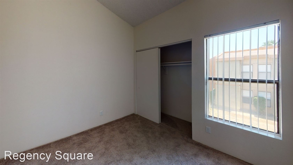 2350 S Avenue B - Photo 59