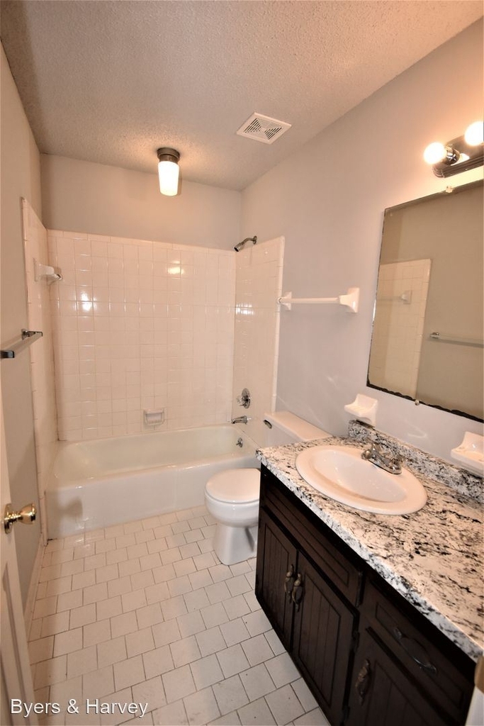 1218 Pebble Ct - Photo 11