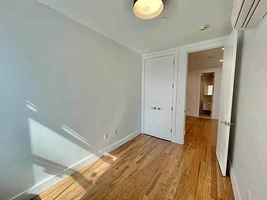 754 Grand Street - Photo 5