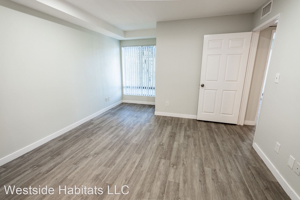 315 South Virgil Avenue - Photo 2