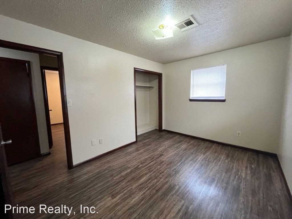 2308 Sw 102 - Photo 14