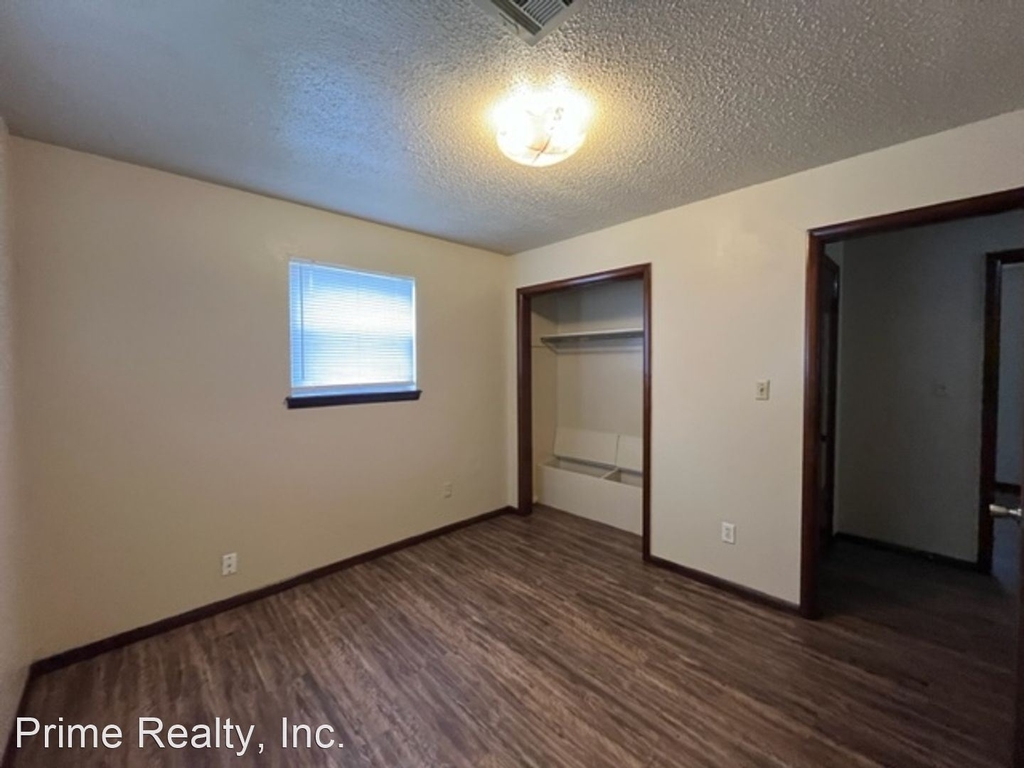 2308 Sw 102 - Photo 6