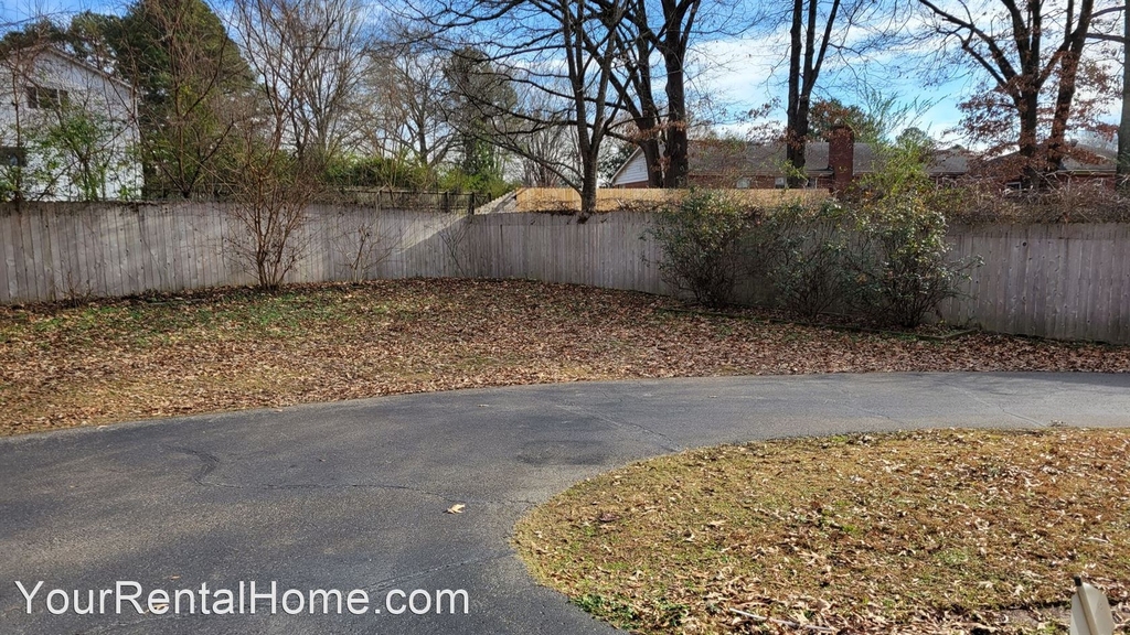 138 Wallace Rd - Photo 12