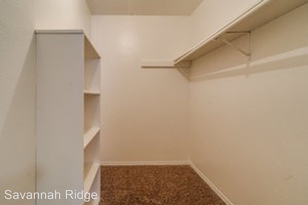 4701 Heritage Place Drive - Photo 8