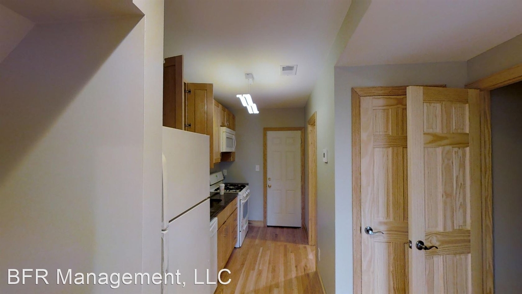 3126 Guilford Ave - Photo 3