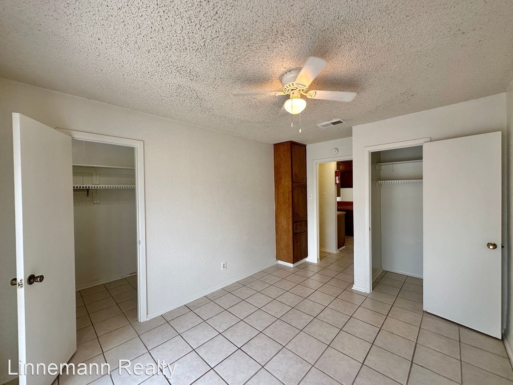 2216 Silverway Drive - Photo 7