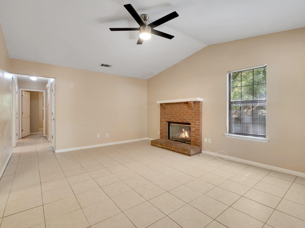 2457 Wren Hollow - Photo 1