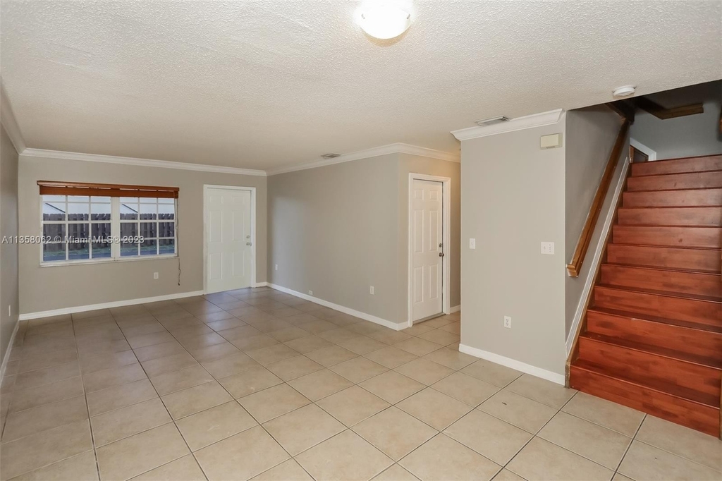 15867 Sw 68th Ter - Photo 3