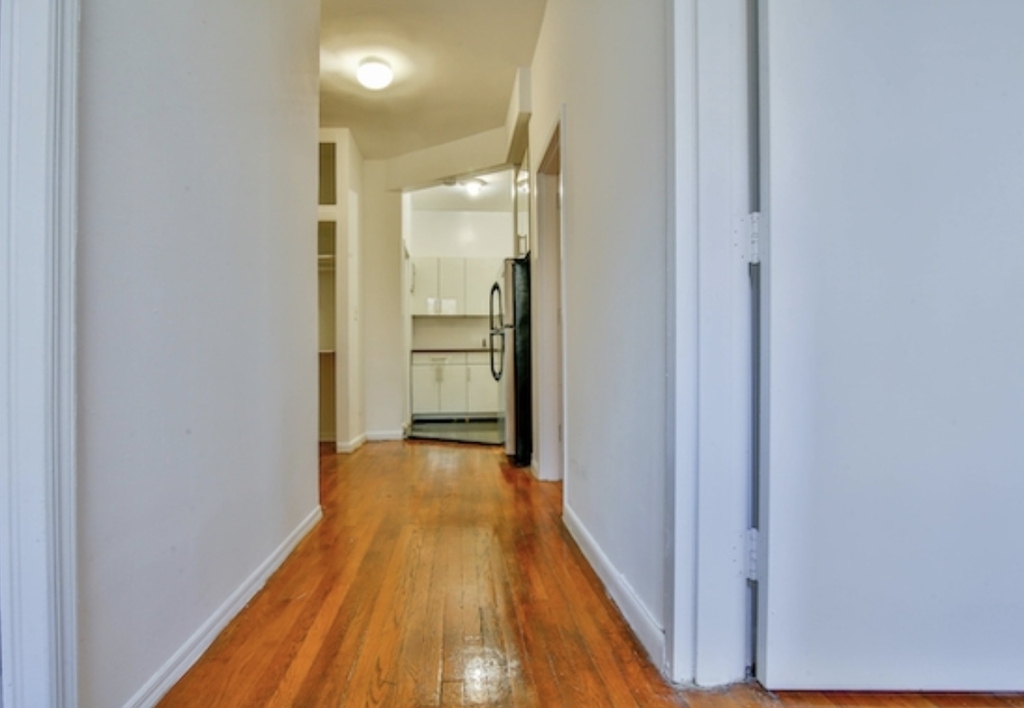 156 East 85th Street - Photo 2