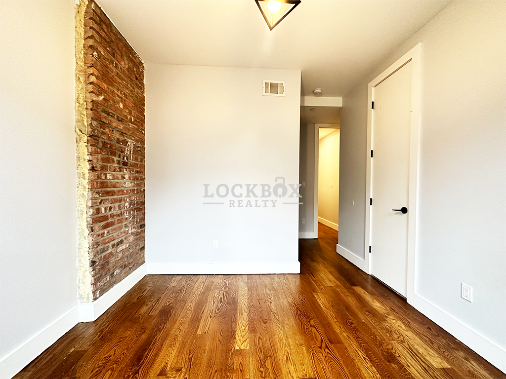 17-21 Putnam Avenue - Photo 13