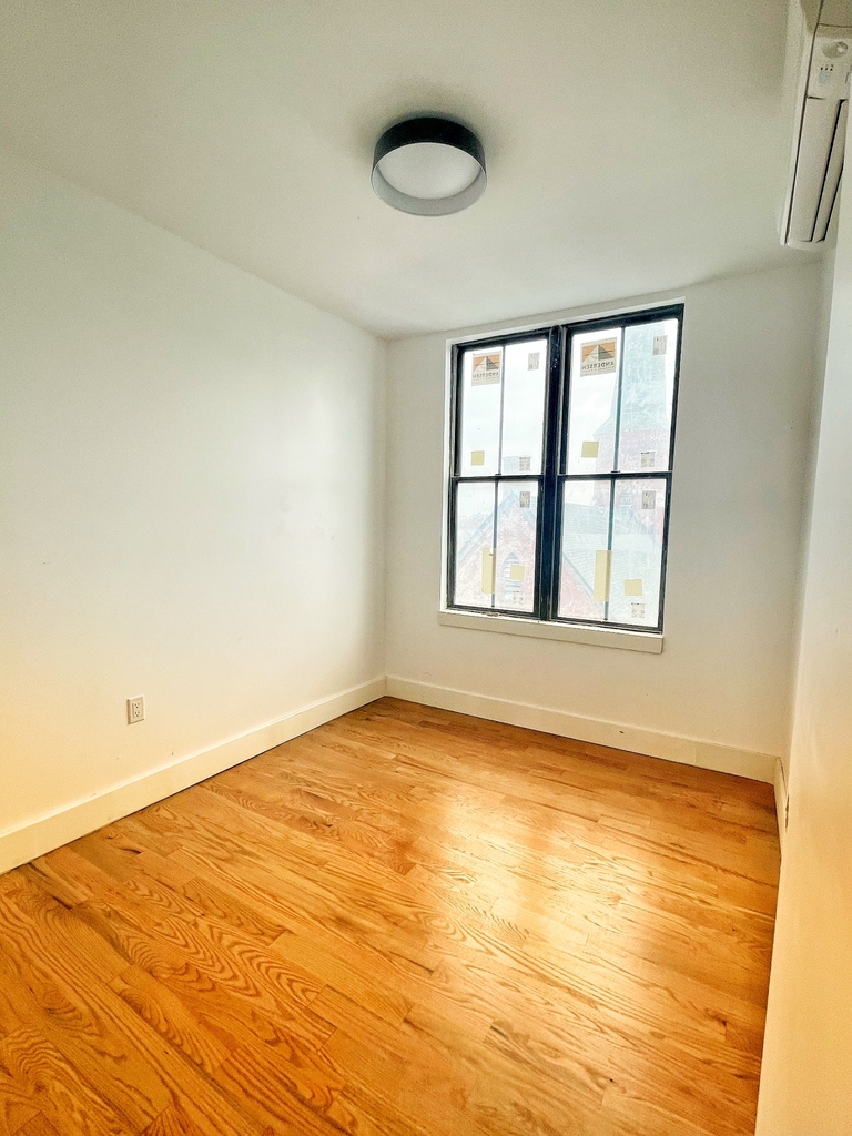 754 Grand Street - Photo 5