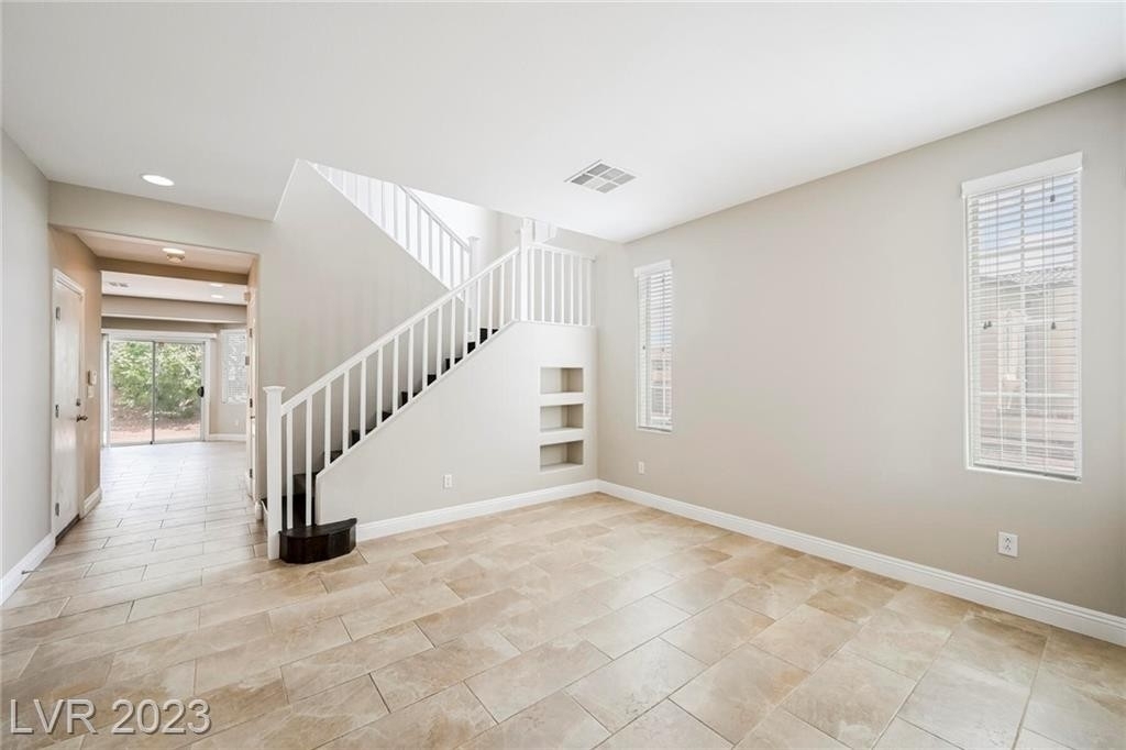 10822 Drake Ridge Avenue - Photo 2