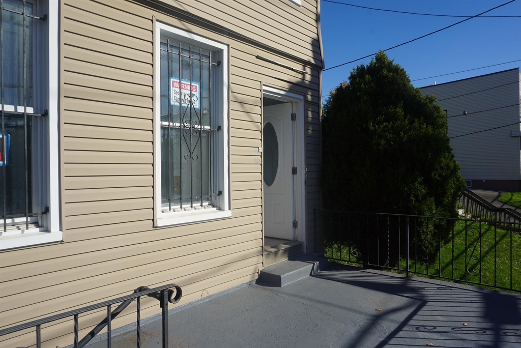 108 Pamrapo Ave - Photo 1