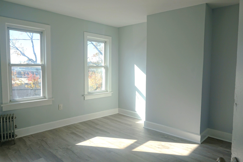 108 Pamrapo Ave - Photo 6