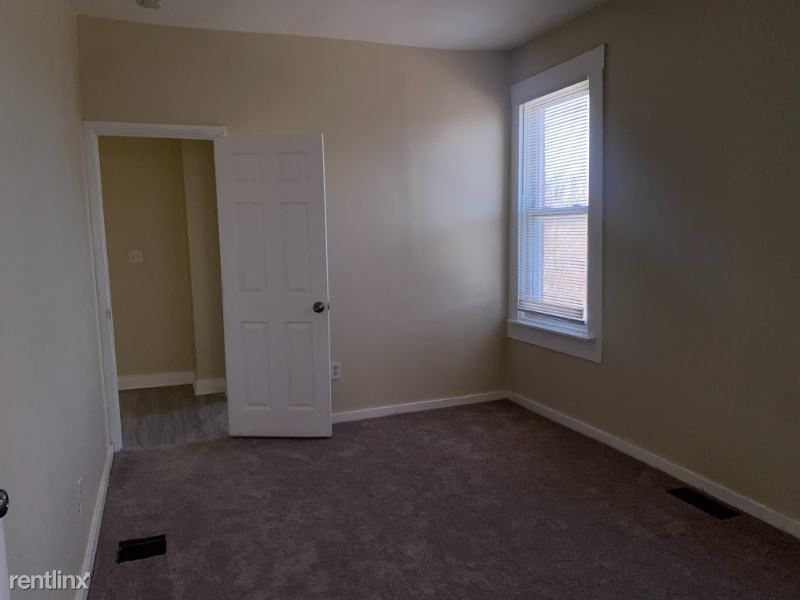 2500 W Fayette St - Photo 11