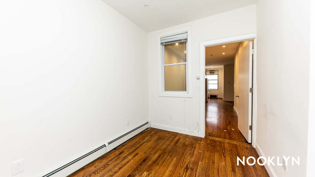 383 Knickerbocker Avenue - Photo 6