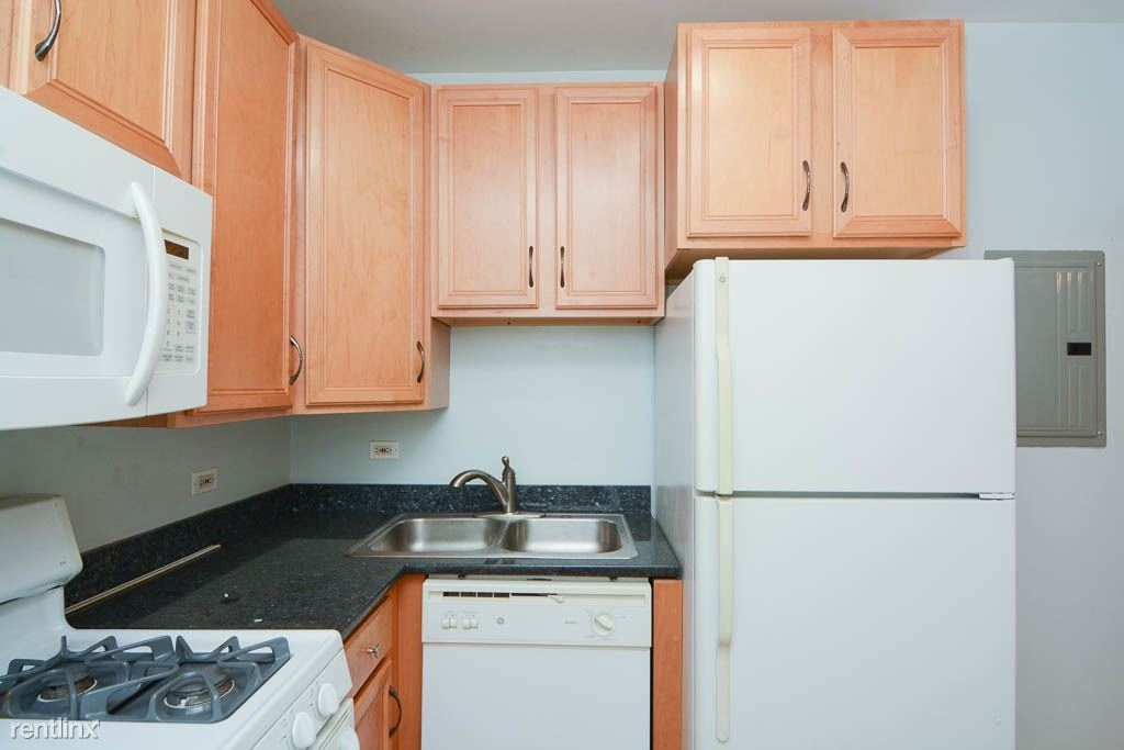 2922 N Sacramento, Unit 2 - Photo 2