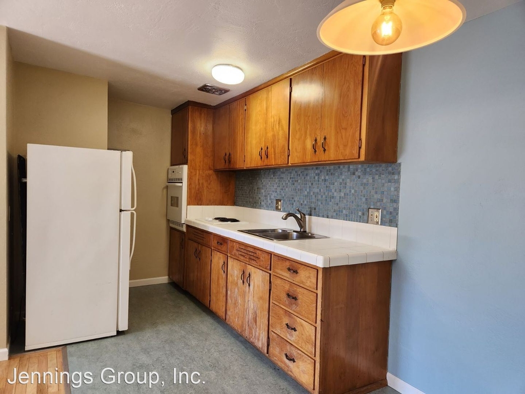 2950 Willamette Street - Photo 4