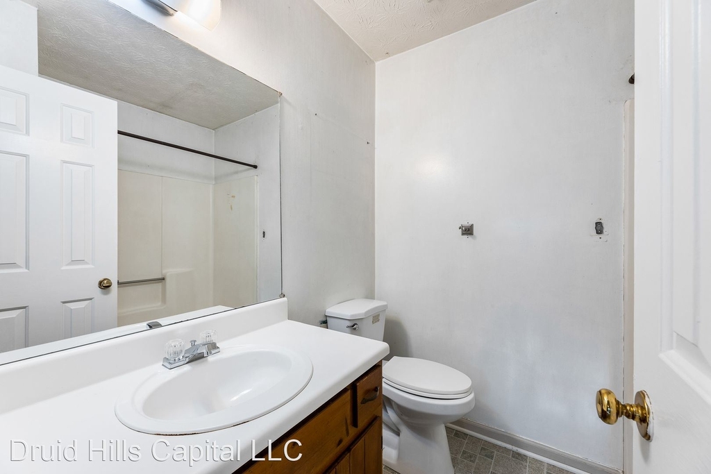 2817 Fantasy Ln - Photo 4