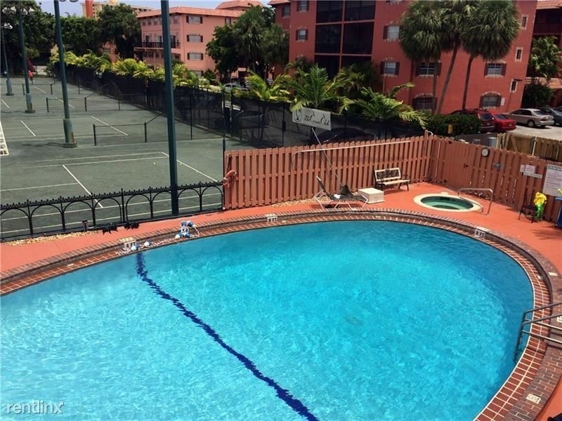 670 Tennis Club Dr - Photo 6