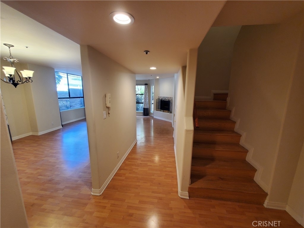 1161 Spazier Avenue - Photo 10