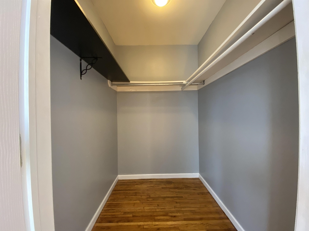 166 West 54th St - Photo 6